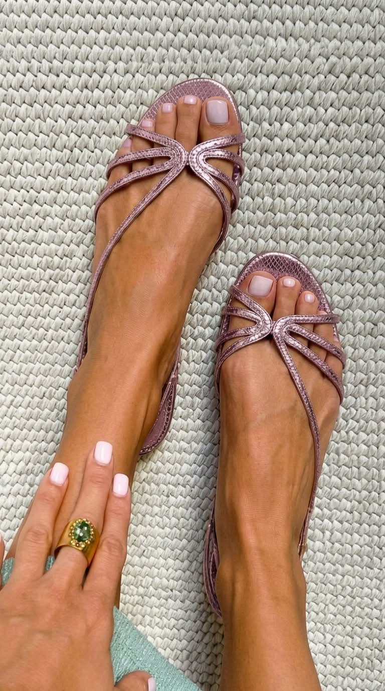 Sandalias Efecto Serpiente Metalizadas con Tiras