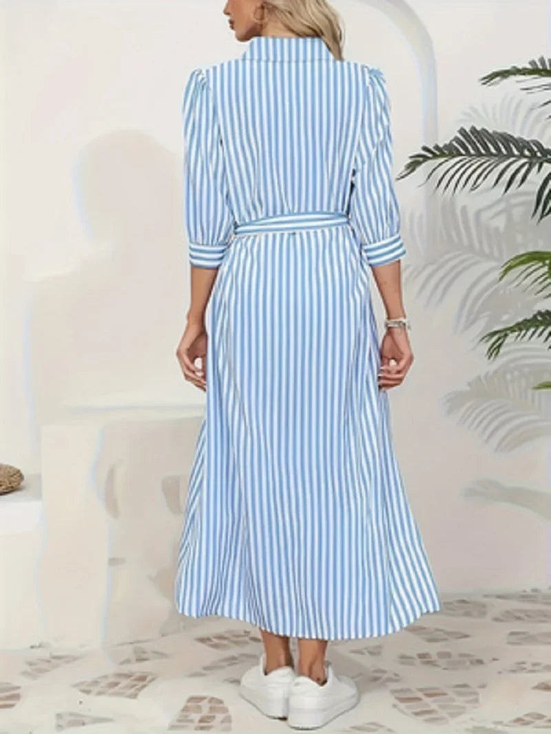 Odette | Vestido Camisero Midi de Rayas Azules con Botonadura